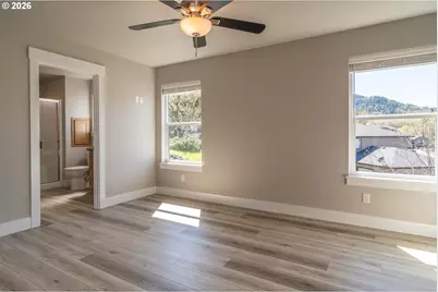 1542 W Thyme Dr, Roseburg, OR 97471 - Photo 36