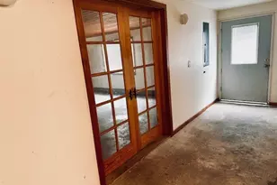 518 S Wall St, Coos Bay, OR 97420 - Photo 40