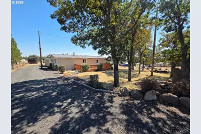 276 S Molly Ann Rd, Tygh Valley, OR 97063 - Photo 4