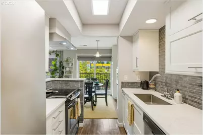 6600 SE Division St #202, Portland, OR 97206 - Photo 8