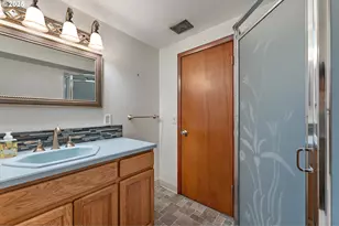 4430 SE Flavel St, Portland, OR 97206 - Photo 30