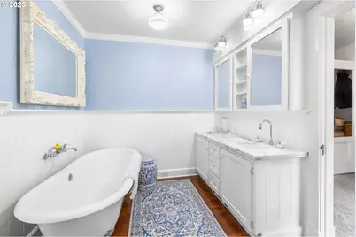 2547 SW Hillcrest Dr, Portland, OR 97201 - Photo 32
