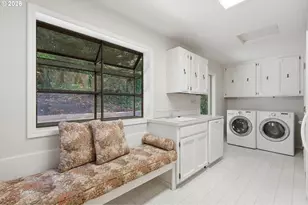 18132 Westview Dr, Lake Oswego, OR 97034 - Photo 24