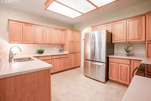 4166 Hampshire Ln, Eugene, OR 97404 - Photo 16