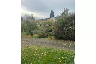 122 NE 4th St, Willamina, OR 97396 - Photo 34