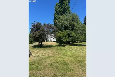 122 NE 4th St, Willamina, OR 97396 - Photo 40