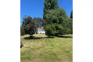 122 NE 4th St, Willamina, OR 97396 - Photo 40