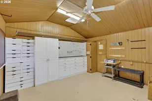 12405 Cominger Dr, Oregon City, OR 97045 - Photo 40