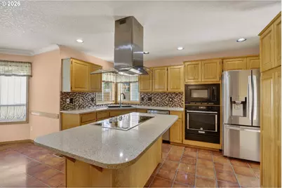 12405 Cominger Dr, Oregon City, OR 97045 - Photo 8