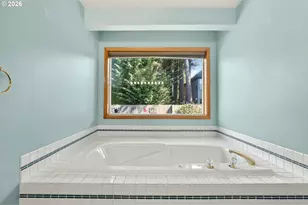 12405 Cominger Dr, Oregon City, OR 97045 - Photo 24