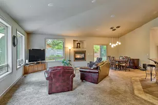 15729 Blue Heron Way NE, Silverton, OR 97381 - Photo 4
