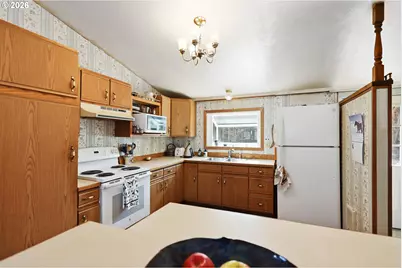 320 Deschutes St, Wasco, OR 97065 - Photo 12