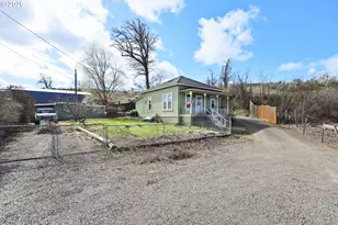 320 Deschutes St, Wasco, OR 97065 - Photo 30