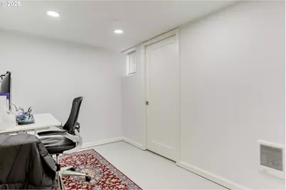 5008 SW Taylors Ferry Rd, Portland, OR 97219 - Photo 24