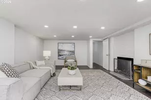 5008 SW Taylors Ferry Rd, Portland, OR 97219 - Photo 22