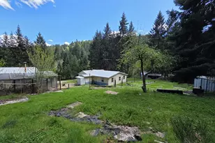 195 Section Creek Rd, Glendale, OR 97442 - Photo 28