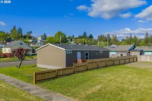 1314 Bothwick St, Myrtle Point, OR 97458 - Photo 6