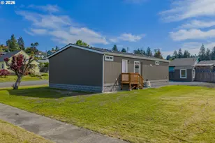 1314 Bothwick St, Myrtle Point, OR 97458 - Photo 6