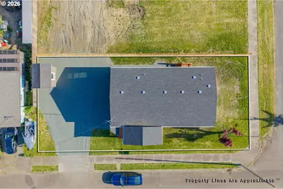 1314 Bothwick St, Myrtle Point, OR 97458 - Photo 4