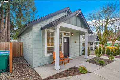 2308 SE Risley Ave, Milwaukie, OR 97267 - Photo 2