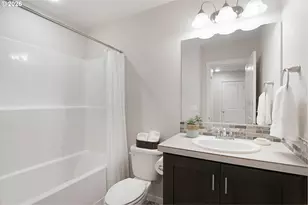 6826 SE Crimson Ln, Hillsboro, OR 97123 - Photo 30