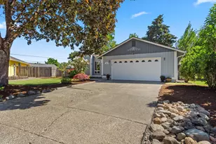 1007 SE 146th Ct, Vancouver, WA 98683 - Photo 2