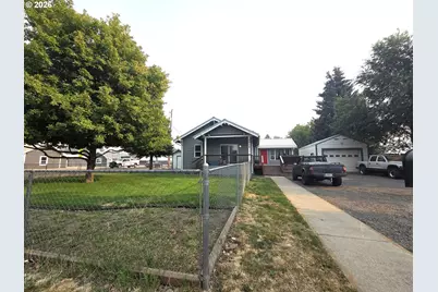 2012 Cove Ave, La Grande, OR 97850 - Photo 12