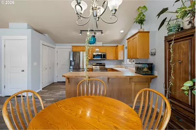 1075 Bradshaw Ln, Creswell, OR 97426 - Photo 16