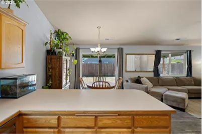 1075 Bradshaw Ln, Creswell, OR 97426 - Photo 20
