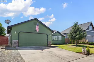 1075 Bradshaw Ln, Creswell, OR 97426 - Photo 4