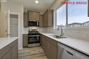 2104 37th Ave, Forest Grove, OR 97116 - Photo 8