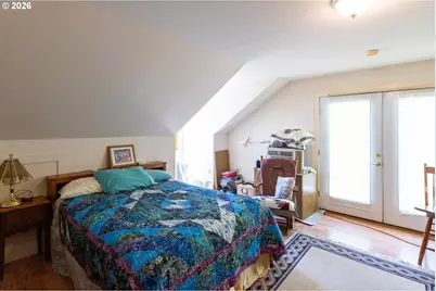 992 Highway 142, Lyle, WA 98635 - Photo 34