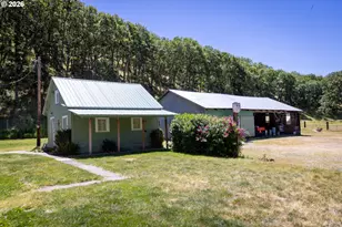 992 Hwy 142, Lyle, WA 98635 - Photo 32