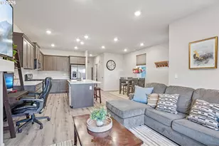 1933 NW Kent St, McMinnville, OR 97128 - Photo 6