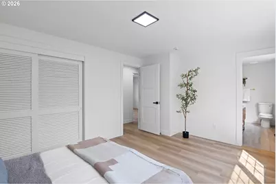 812 NE 28th St, Gresham, OR 97030 - Photo 34