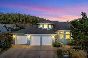 260 NE 71st Pl, Newport, OR 97365 - Photo 1