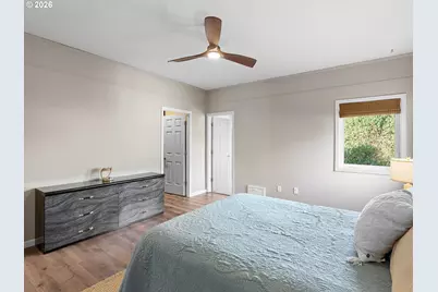 260 NE 71st Pl, Newport, OR 97365 - Photo 20