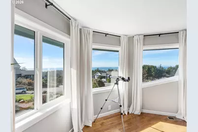 260 NE 71st Pl, Newport, OR 97365 - Photo 30