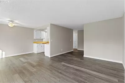 509 E Pinehurst Dr, Newberg, OR 97132 - Photo 12