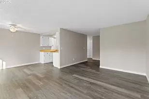 509 E Pinehurst Dr, Newberg, OR 97132 - Photo 12