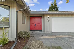 509 E Pinehurst Dr, Newberg, OR 97132 - Photo 4