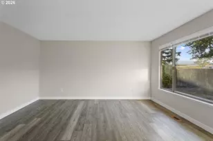 509 E Pinehurst Dr, Newberg, OR 97132 - Photo 10