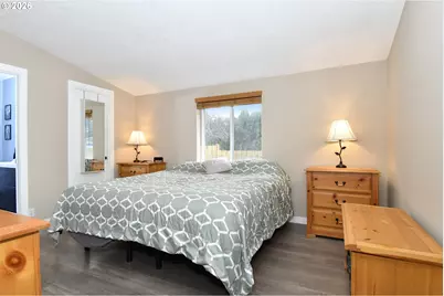 17848 SE Sue Ln, Sandy, OR 97055 - Photo 14