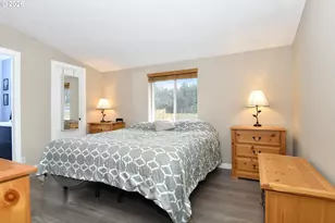 17848 SE Sue Ln, Sandy, OR 97055 - Photo 18