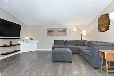 17848 SE Sue Ln, Sandy, OR 97055 - Photo 6