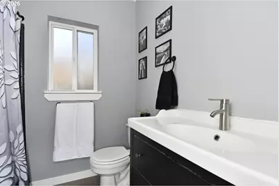 17848 SE Sue Ln, Sandy, OR 97055 - Photo 16