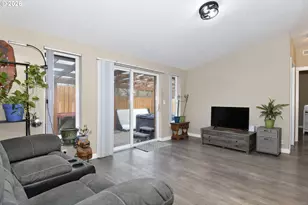 17848 SE Sue Ln, Sandy, OR 97055 - Photo 10