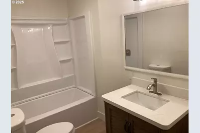 94034 Viking St, Junction City, OR 97448 - Photo 12