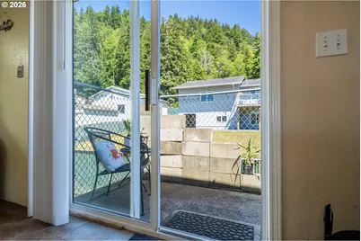 902 Acacia Ave, Garibaldi, OR 97118 - Photo 20