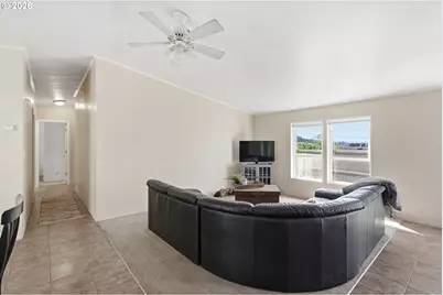 902 Acacia Ave, Garibaldi, OR 97118 - Photo 30